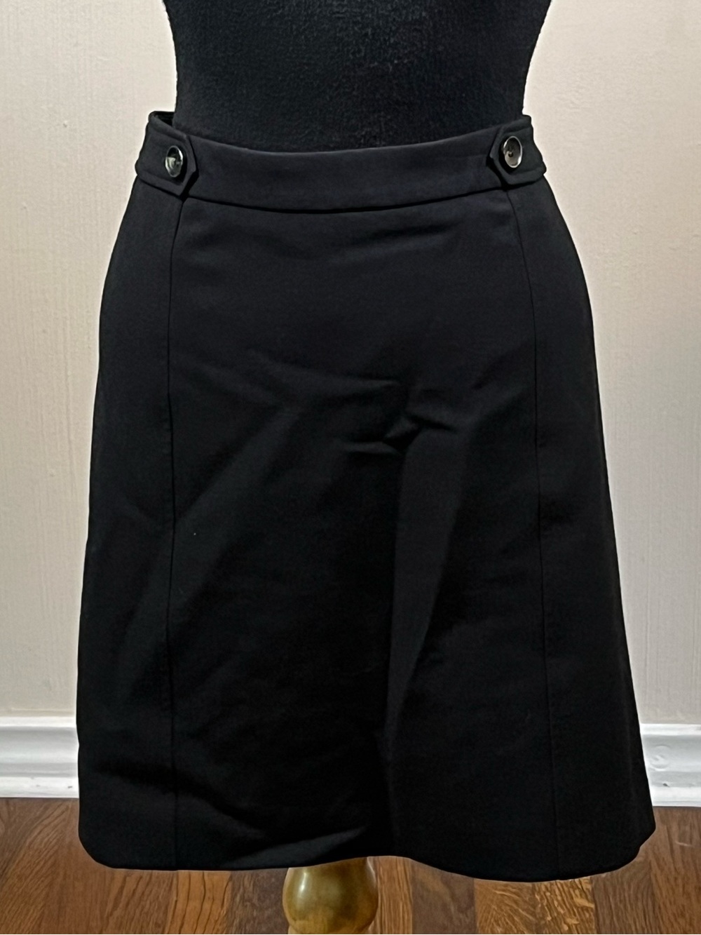 Ann Taylor LOFT Black A-Line Skirt Women’s Size 14 Career Office Classic Knee Le